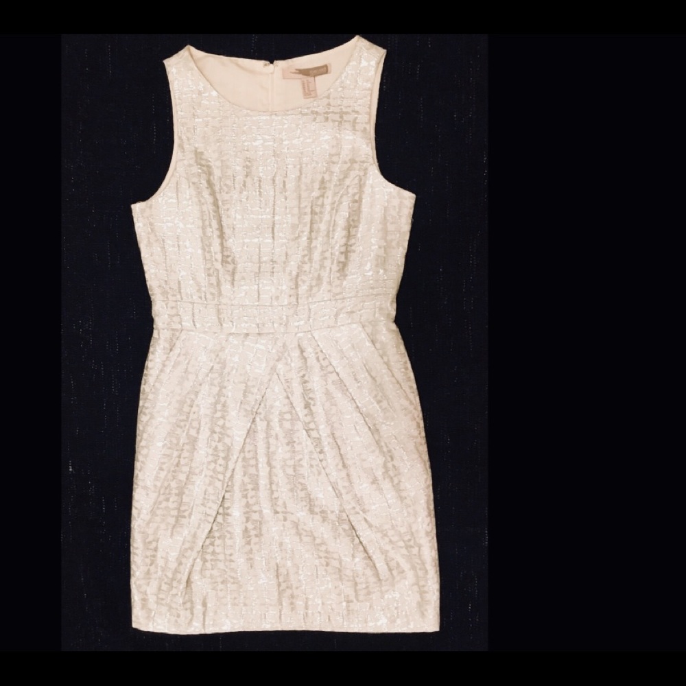 Party Dress with POCKETS!